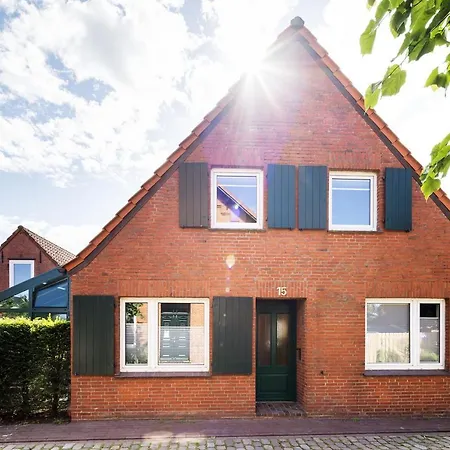 Holiday home Auszeithaus Pilsum - Wintergarten, Sauna, E-ladesaule - 8 Personen *