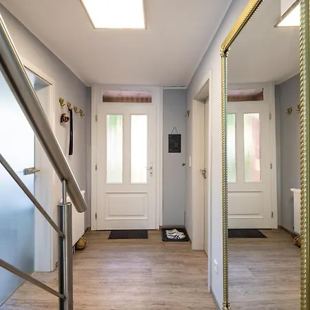 Holiday home Auszeithaus Pilsum - Wintergarten, Sauna, E-ladesaule - 8 Personen