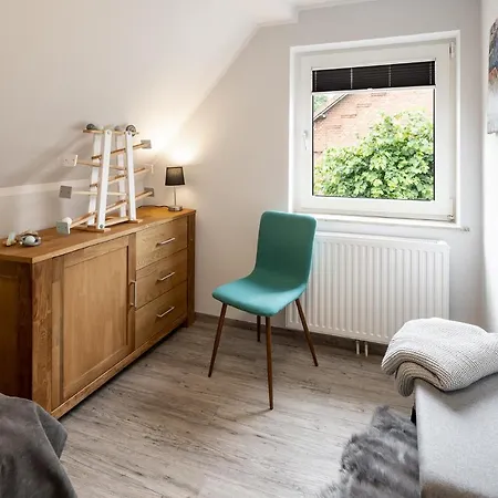 Auszeithaus Pilsum - Wintergarten, Sauna, E-ladesaule - 8 Personen Tatil Evi