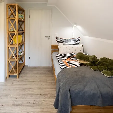 Holiday home Auszeithaus Pilsum - Wintergarten, Sauna, E-ladesaule - 8 Personen
